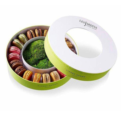 Χαρτονένιο στρογγυλό κιβώτιο δώρων Macaron πολυτέλειας με τον πλαστικό δίσκο